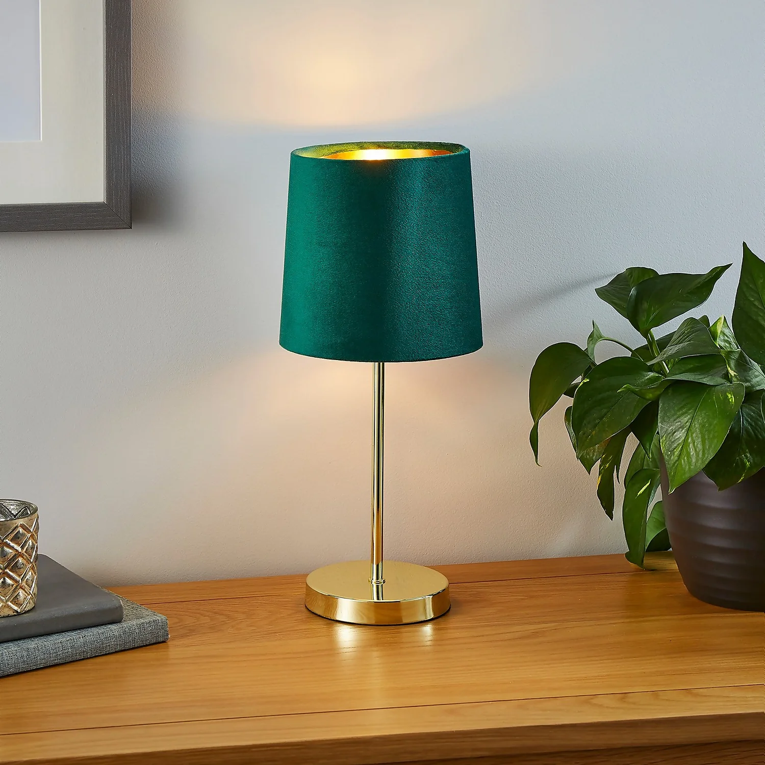 Paris Velvet Table Lamp - Emerald 1 Paris Velvet Table Lamp - Emerald