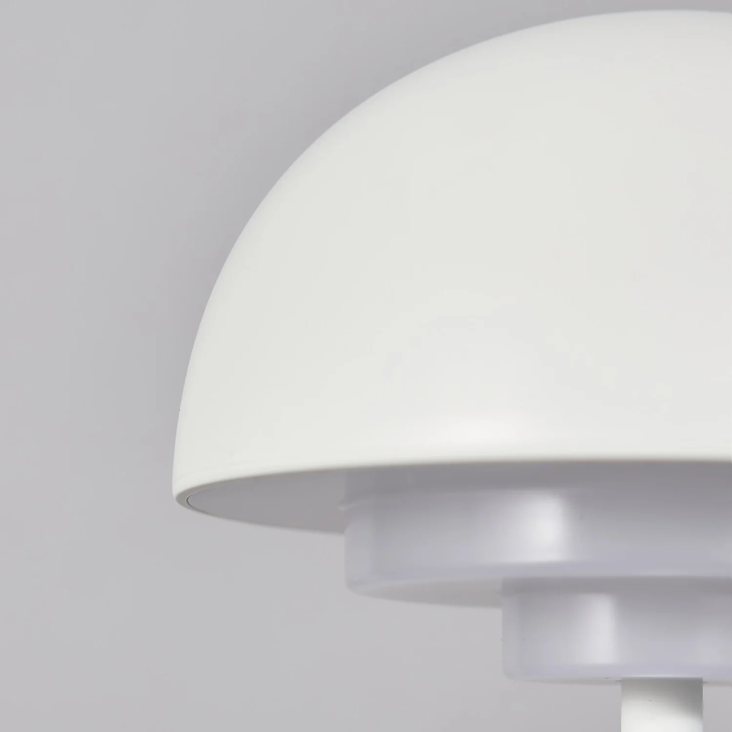 LED Rechargeable Table Lamp - White 6 LED Rechargeable Table Lamp - White - Image 6